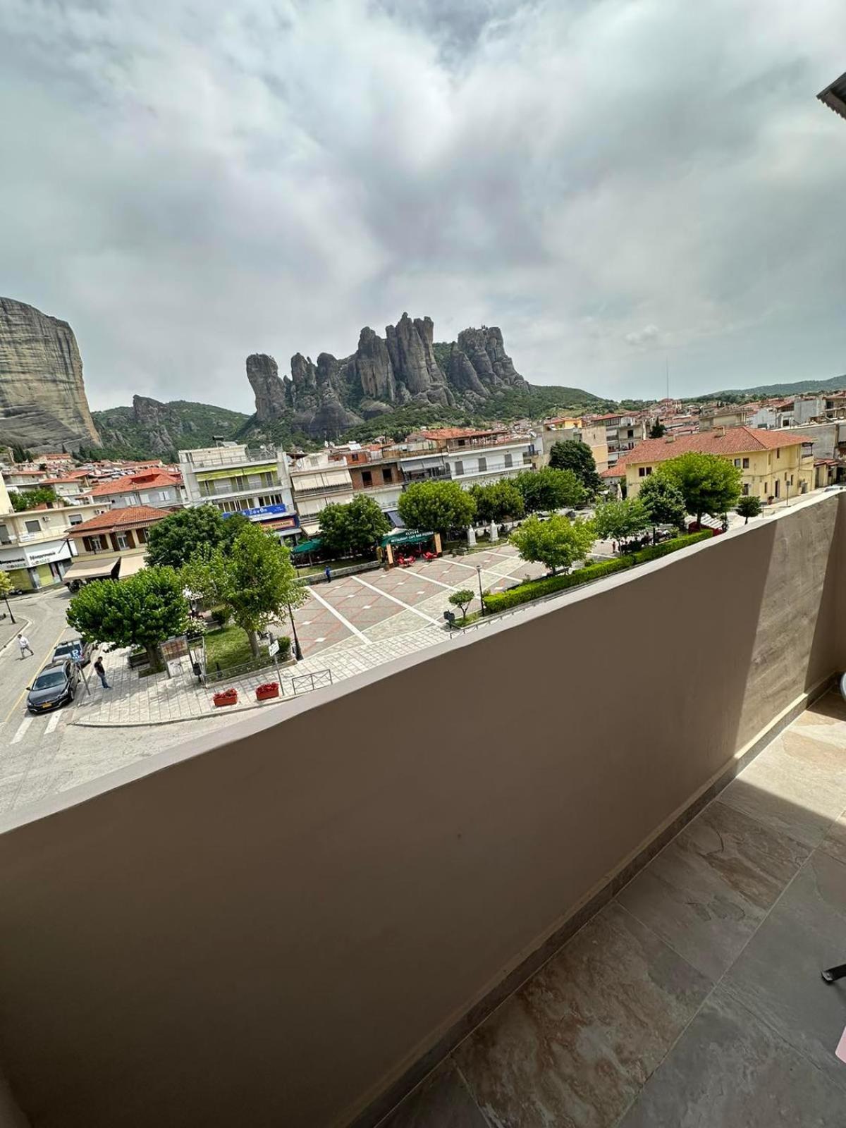 Meteora Gold And Glass Kalambaka Exterior photo